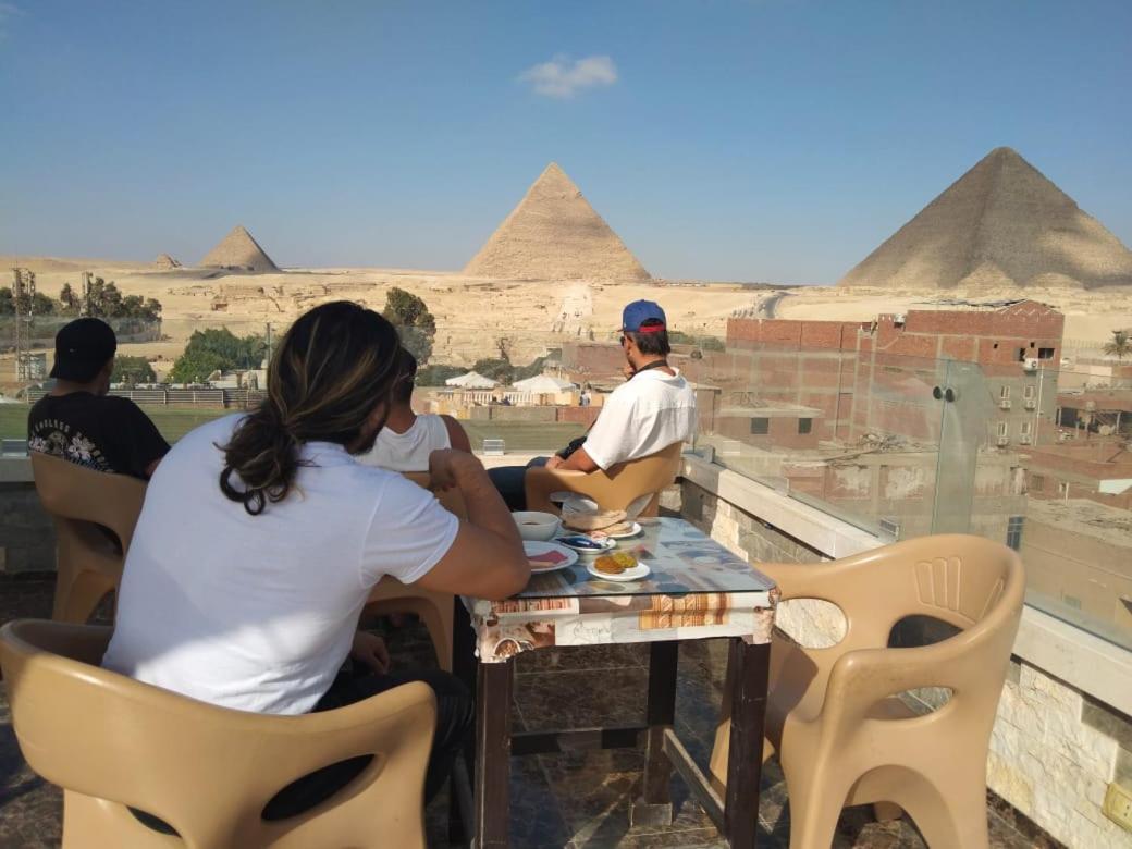 Pyramids Magic View Inn Cairo Exterior photo